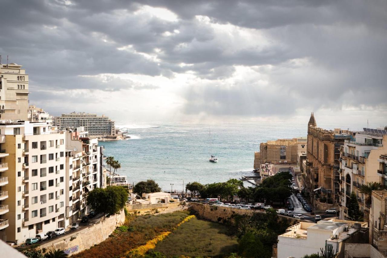 Entire Luxury Sliema Townhouse Steps From Beach מראה חיצוני תמונה